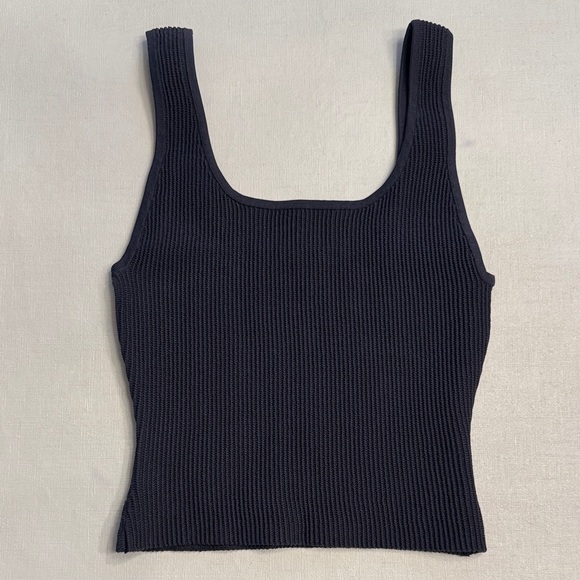 QUINCE Grey Tank Top - Picture 1 of 4